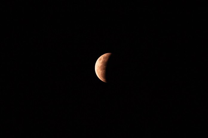 Cliomakeup-ultimo-quarto-luna-calante-2-aprile-2024