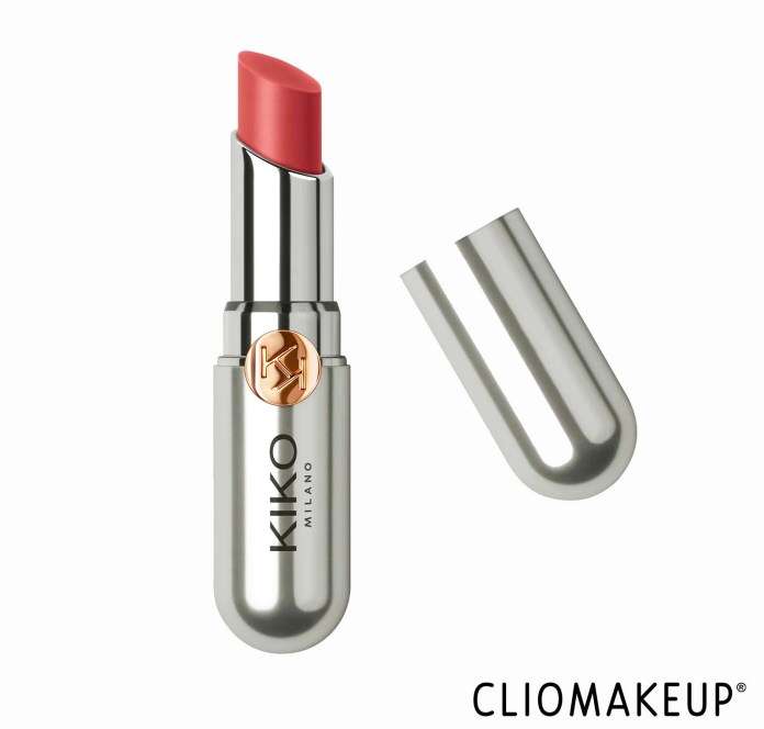 cliomakeup-recensione-balsamo-labbra-kiko-coloured-balm-lip-balm-1